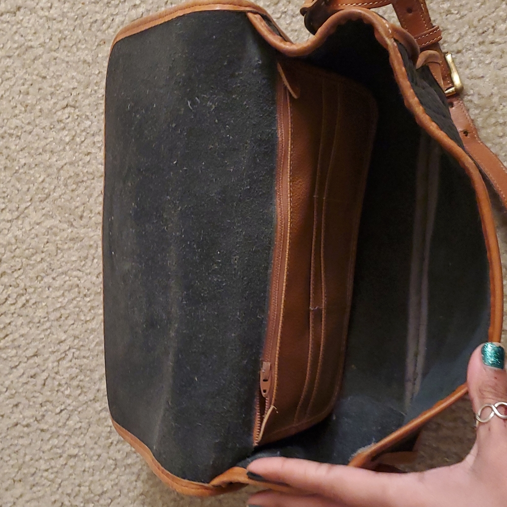 VTG Dooney & Bourke Pebble Leather Crossbody bag - Picture 7 of 11